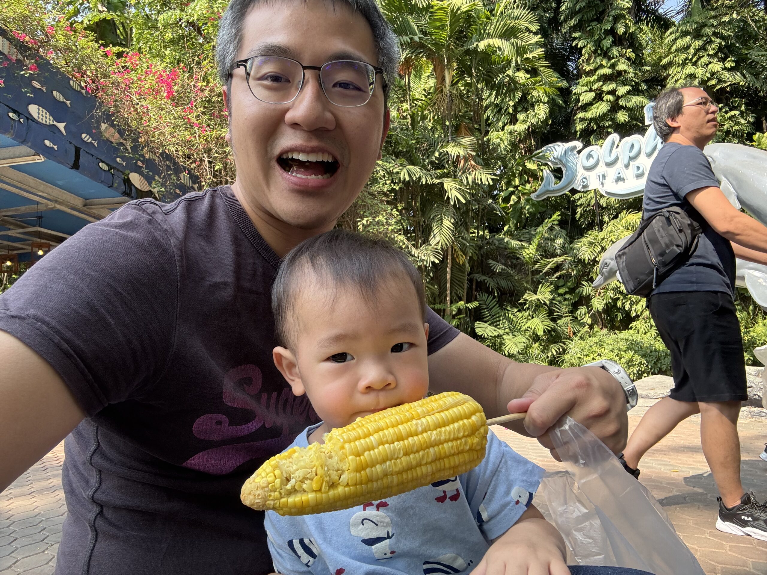 泰國曼谷 Safari World 動物園親子攻略|兩大三小實測Trip.com 包車心得與園區玩法 20 %E7%8E%89%E7%B1%B350%E5%85%83%E4%B8%80%E6%94%AF scaled